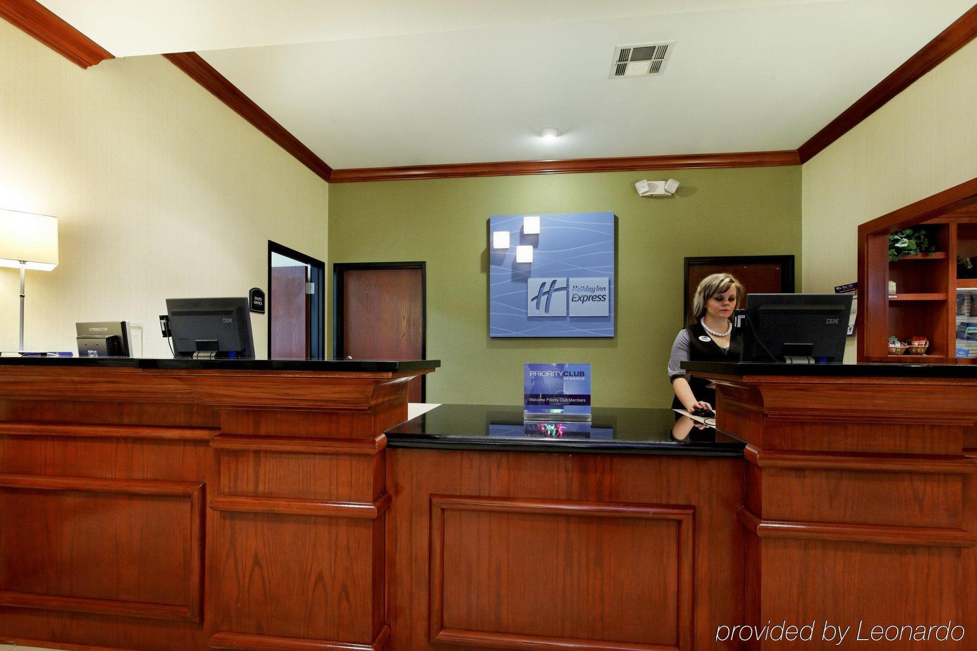 Express & - Worth, An Ihg Burleson